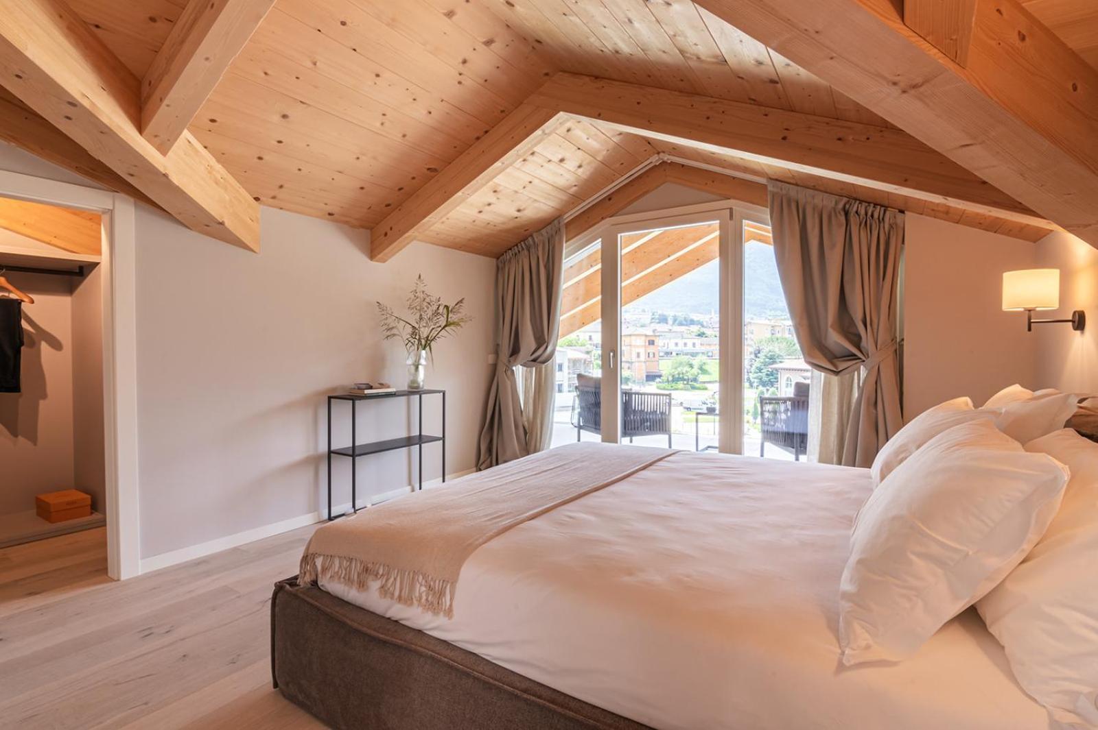 Lago Dorato Luxury Apartments & Villa - Lake Como View Colico Eksteriør billede