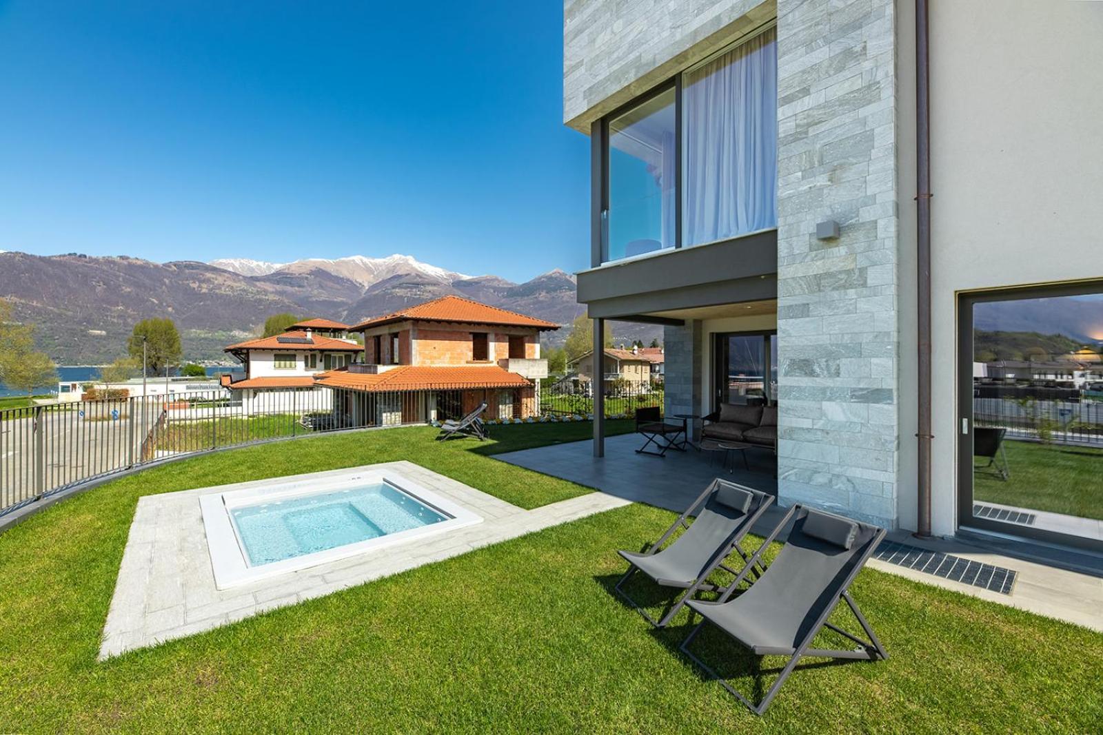 Lago Dorato Luxury Apartments & Villa - Lake Como View Colico Eksteriør billede